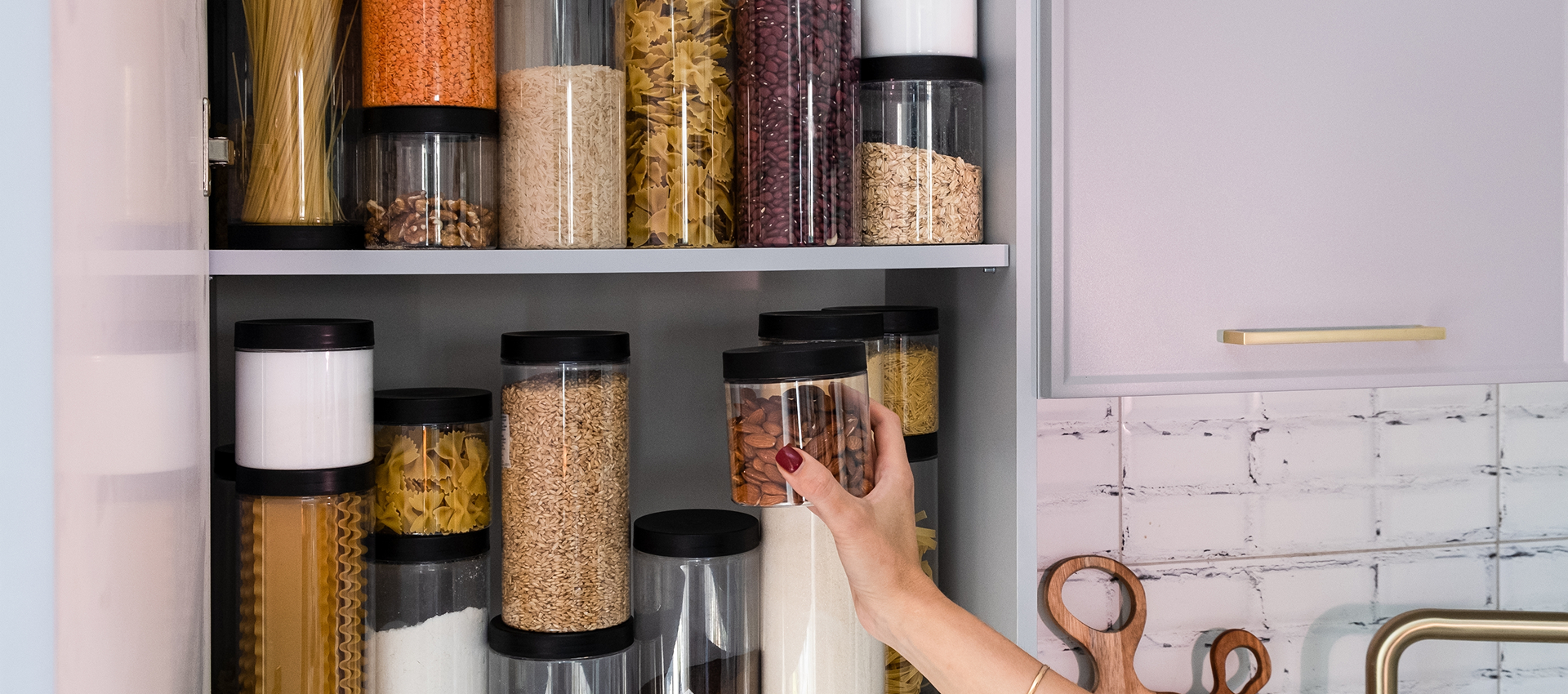 Продукти довгого зберігання: повний список та поради