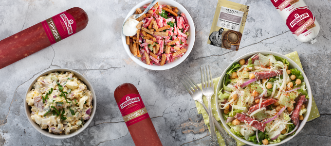 Топ-5 салатів з ковбасою: смачні рецепти 